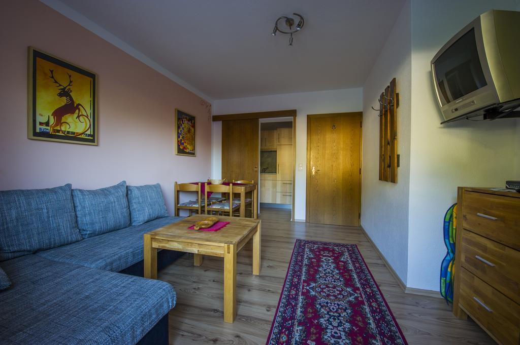 Garni Fischer Oetz Ruang foto